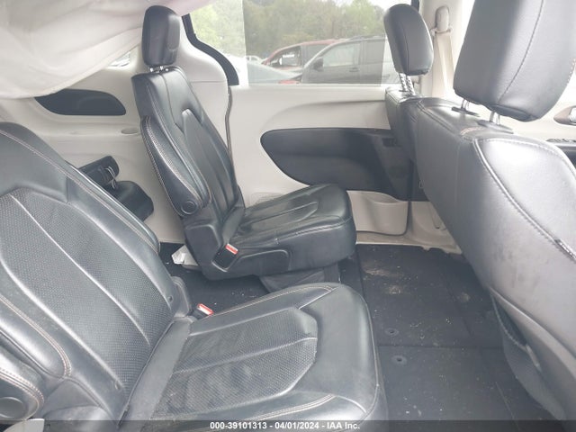 Chrysler Pacifica Touring L 2019 2C4RC1BG6KR666061 Image 8