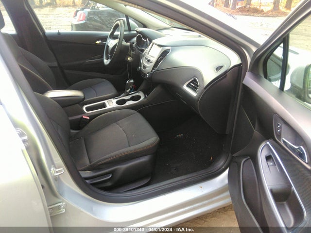 Chevrolet Cruze Ls Auto 2017 1G1BC5SM7H7159333 Image 5