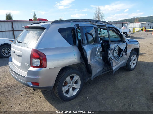Jeep Compass Latitude 2016 1C4NJCEA4GD640785 Image 4
