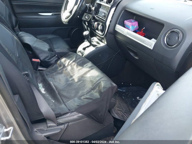 Jeep Compass Latitude 2016 1C4NJCEA4GD640785 Image 5