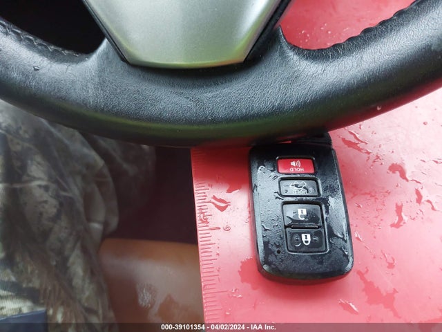 Toyota Rav4 Limited 2016 2T3DFREV0GW518060 Image 11