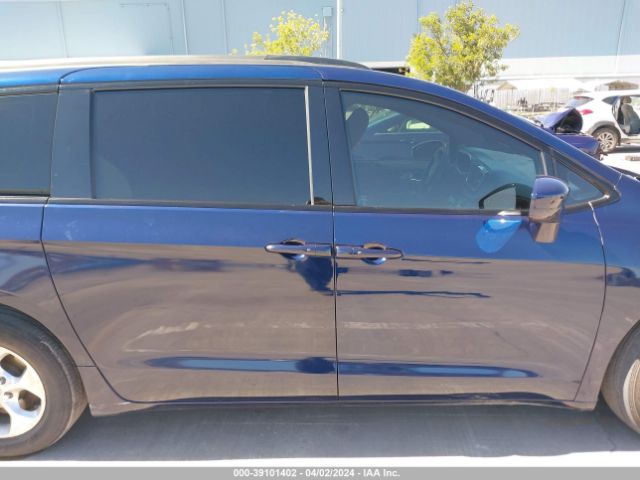2C4RC1FG3JR353817 Chrysler Pacifica Touring Plus