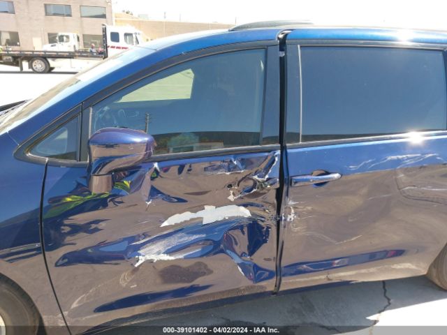 2C4RC1FG3JR353817 Chrysler Pacifica Touring Plus