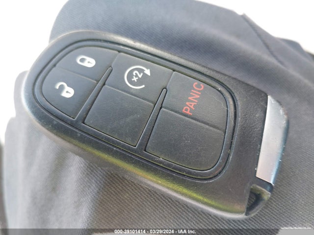 1C4PJLLBXJD584573 Jeep Cherokee Latitude Plus Fwd