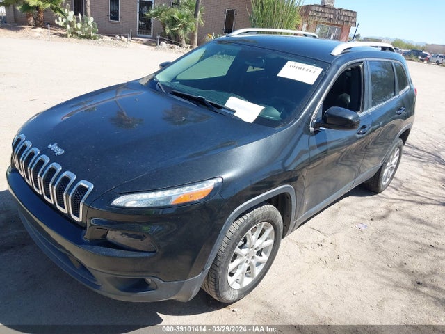 1C4PJLLBXJD584573 Jeep Cherokee Latitude Plus Fwd