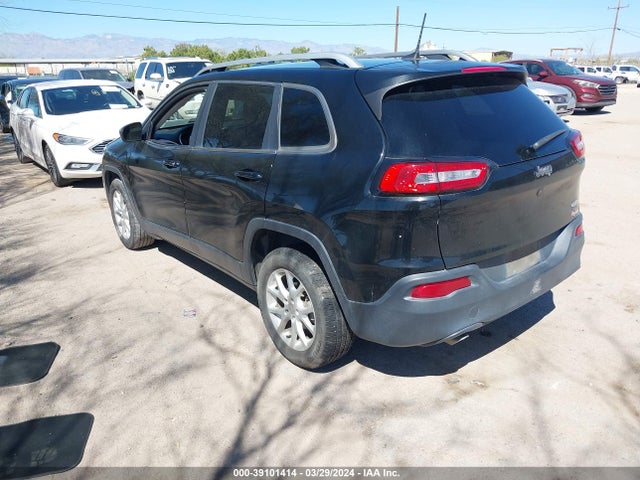 1C4PJLLBXJD584573 Jeep Cherokee Latitude Plus Fwd