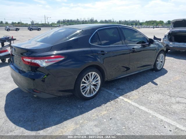4T1B11HK7JU046786 Toyota CAMRY XLE