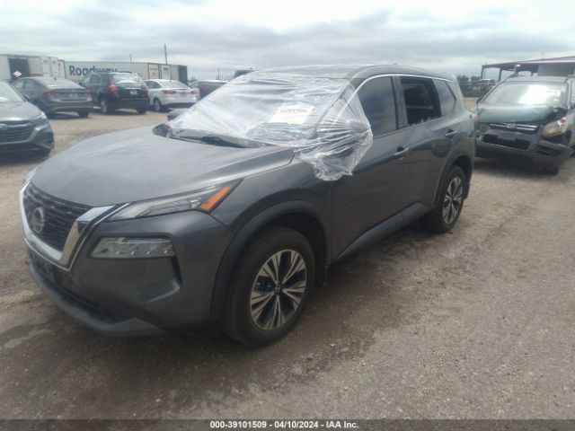 5N1AT3BA7MC803682 Nissan Rogue Sv Fwd