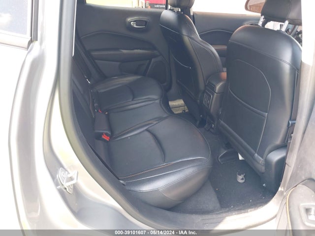 3C4NJCCB9KT699183 Jeep Compass Limited Fwd