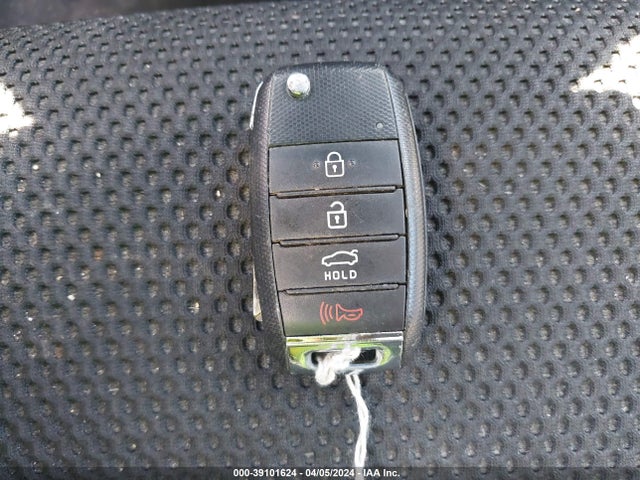 KIA Optima Lx 2020 5XXGT4L30LG428737 Image 11