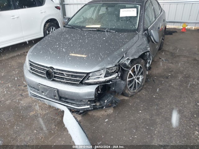 3VWDB7AJ4HM231985 Volkswagen Jetta 1.4t Se