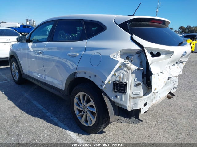 Hyundai TUCSON SE 2017 KM8J23A40HU354702 Image 3