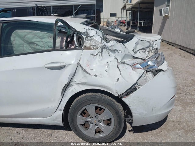 Chevrolet Cruze Ls Auto 2016 1G1BC5SM4G7231913 Image 6