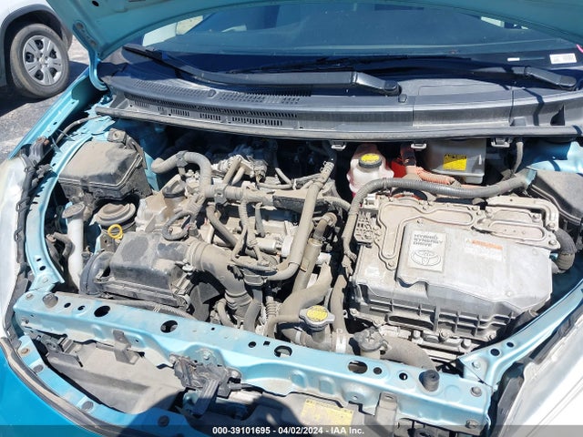 Toyota Prius C One 2014 JTDKDTB33E1059731 Image 10