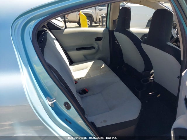 Toyota Prius C One 2014 JTDKDTB33E1059731 Image 8