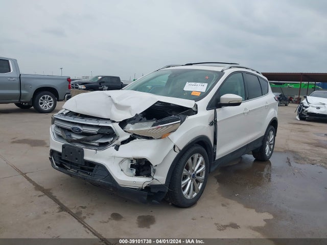 Ford Escape Titanium 2017 1FMCU9J98HUD53640 Image 2