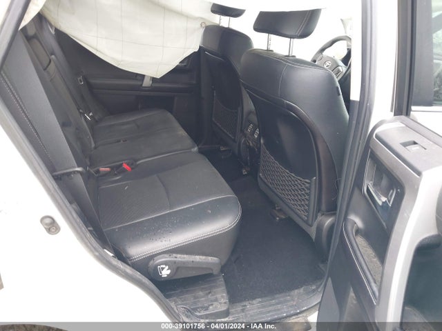 Toyota 4runner Limited 2016 JTEBU5JR3G5291609 Image 8