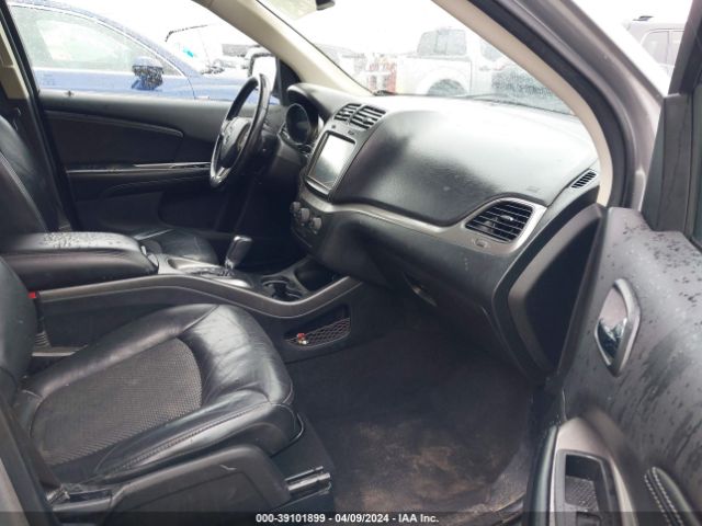 3C4PDCGG7KT841357 Dodge Journey Crossroad