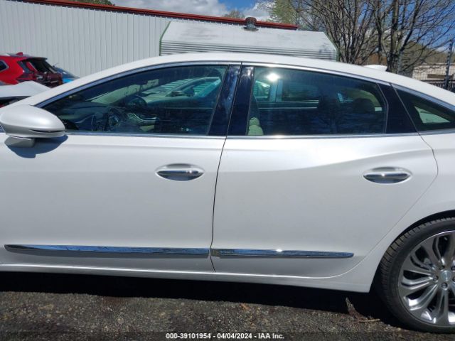 1G4ZP5SS9HU133502 Buick Lacrosse Essence