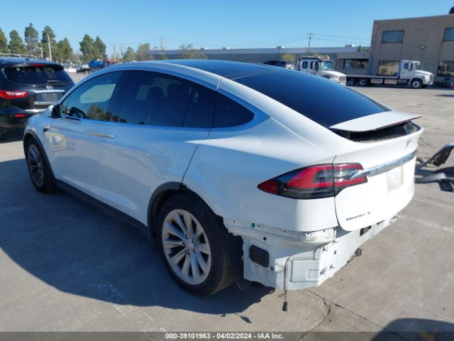 5YJXCBE28HF060861 Tesla Model X 100d/75d/90d