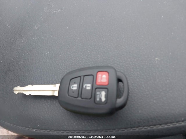 Toyota COROLLA LE 2016 2T1BURHEXGC710167 Image 11