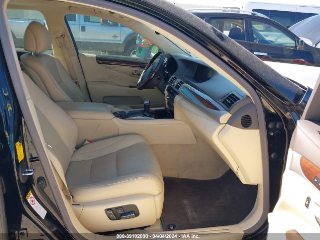 JTHBL5EF2E5128436 Lexus LS 460