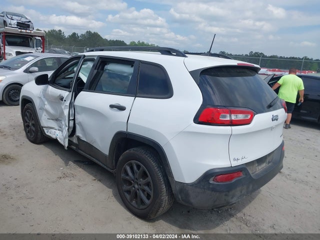 1C4PJLABXHW640965 Jeep Cherokee Sport Fwd