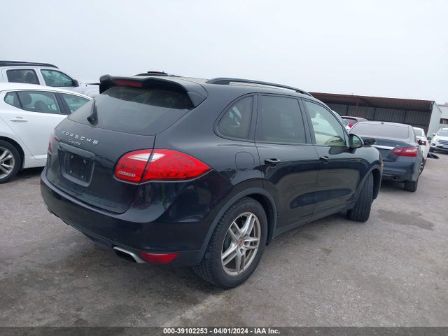 2013 PORSCHE CAYENNE WP1AA2A29DLA09229 Photo 3