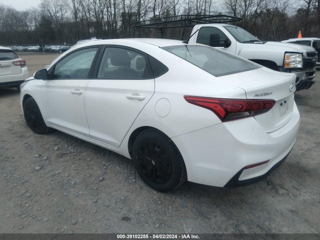 Hyundai ACCENT SE 2019 3KPC24A35KE058123 Image 3