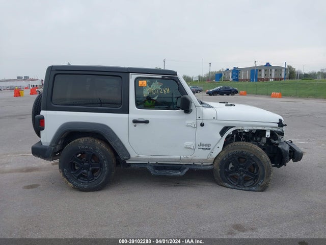1C4GJXAG1JW161360 Jeep Wrangler Sport S 4x4