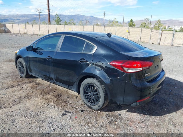 KIA FORTE LX 2017 3KPFK4A78HE128478 Image 3