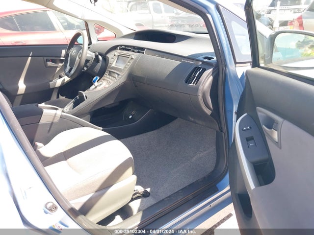 Toyota PRIUS PLUG-IN 2014 JTDKN3DP9E3056348 Image 5