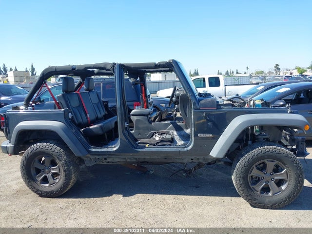 1C4BJWFGXHL687933 Jeep Wrangler Unlimited Rubicon Recon 4x4