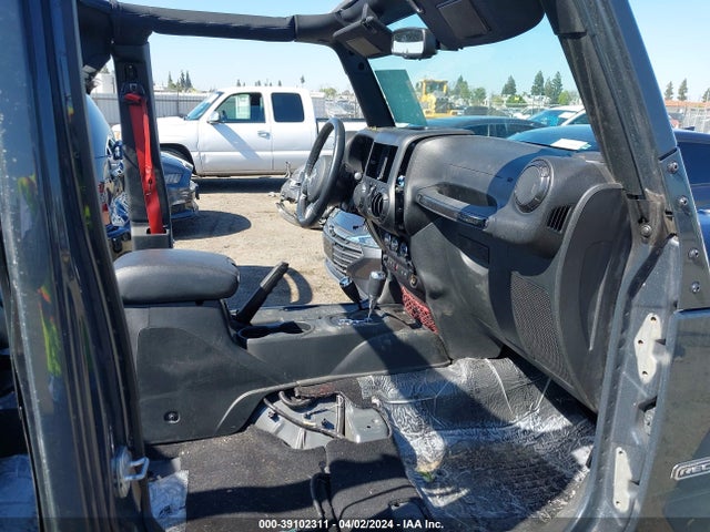 1C4BJWFGXHL687933 Jeep Wrangler Unlimited Rubicon Recon 4x4