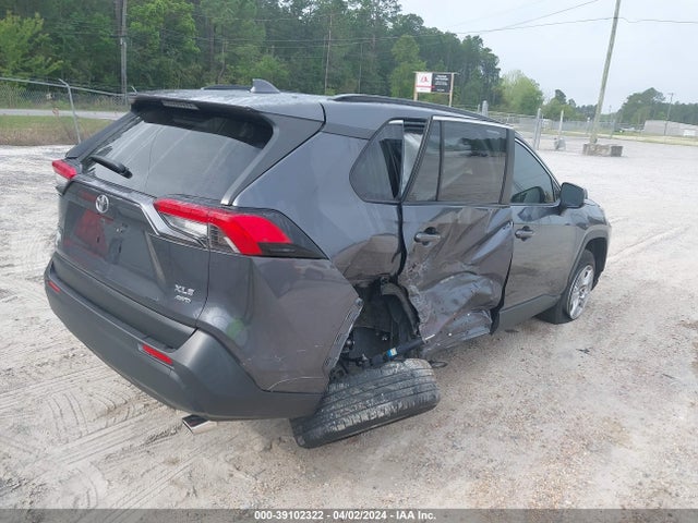Toyota Rav4 Xle 2019 JTMP1RFV8KD036632 Image 4