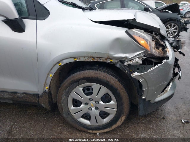 Chevrolet TRAX LS 2017 KL7CJKSB7HB255990 Image 18