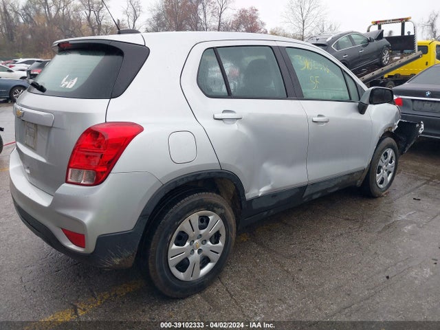 Chevrolet TRAX LS 2017 KL7CJKSB7HB255990 Image 4