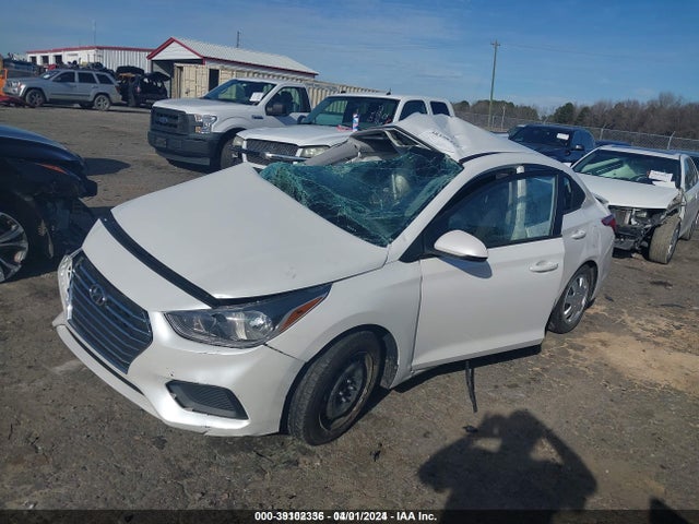 Hyundai ACCENT SE 2019 3KPC24A36KE088084 Image 2