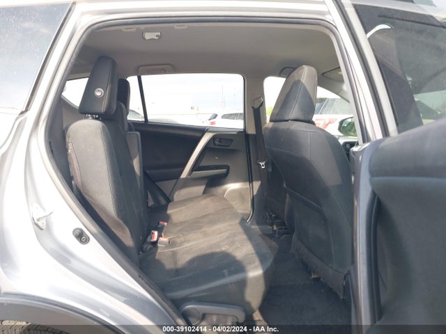 Toyota RAV4 LE 2018 JTMZFREV0JJ212231 Image 8