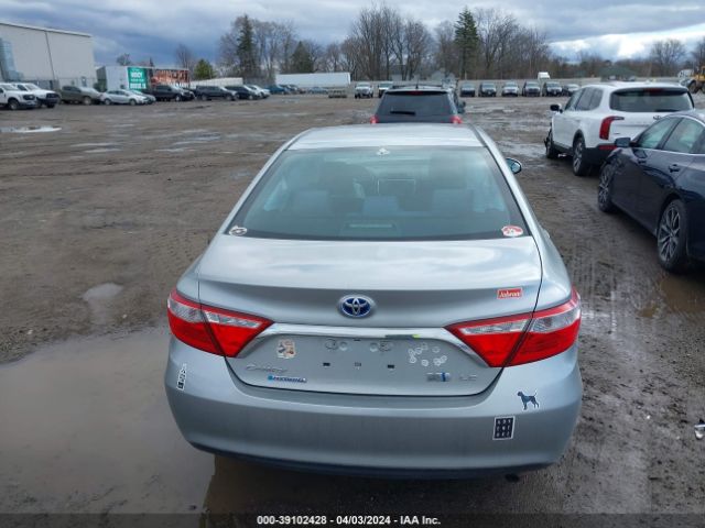 4T1BD1FK1GU194726 Toyota Camry Hybrid Le