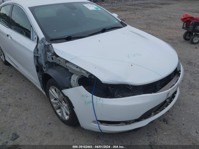 1C3CCCAB0GN131355 Chrysler 200 Limited