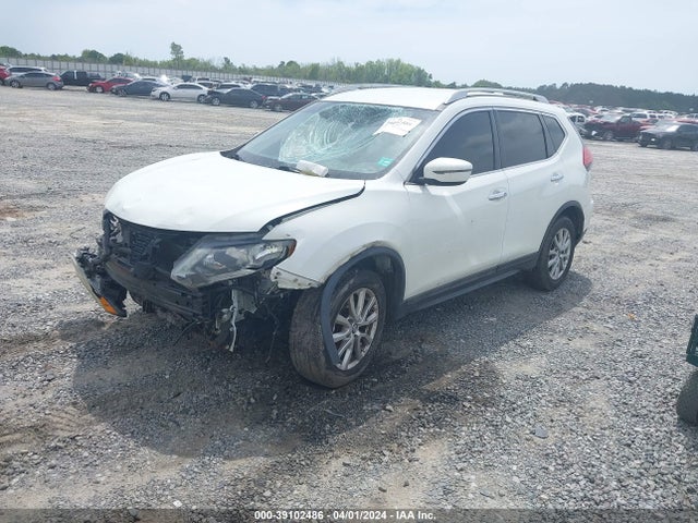 Nissan ROGUE SV 2017 5N1AT2MV5HC858714 Image 2