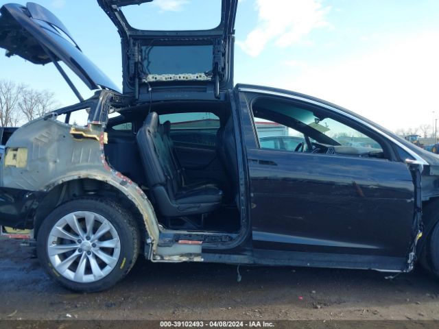 5YJXCAE2XHF050648 Tesla Model X 100d/75d/90d