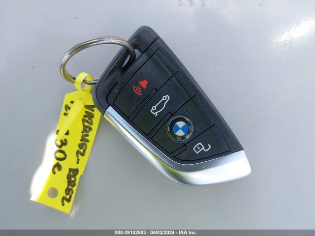 3MW5P7J03M8B58527 BMW 3 Series 330e