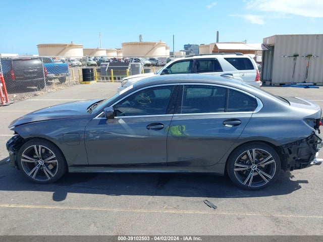 3MW5P7J03M8B58527 BMW 3 Series 330e