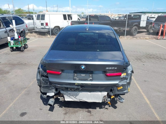 3MW5P7J03M8B58527 BMW 3 Series 330e
