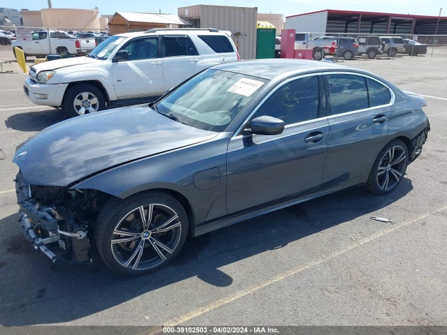3MW5P7J03M8B58527 BMW 3 Series 330e