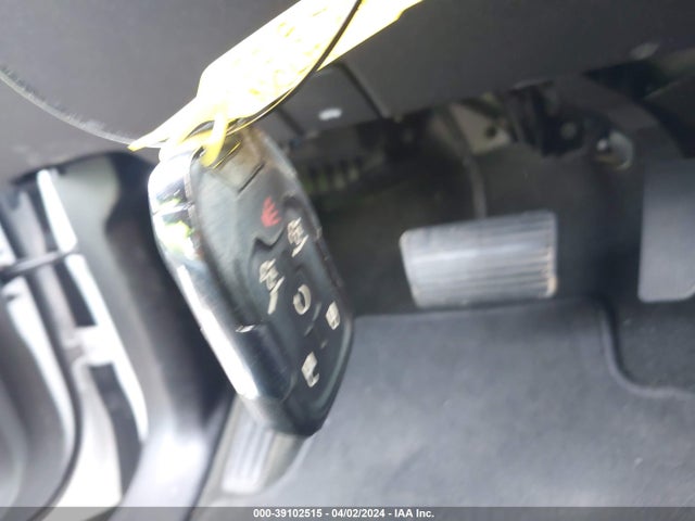 Chevrolet Tahoe Lt 2018 1GNSCBKC8JR173983 Image 11