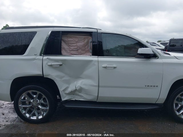 Chevrolet Tahoe Lt 2018 1GNSCBKC8JR173983 Image 13