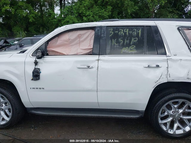Chevrolet Tahoe Lt 2018 1GNSCBKC8JR173983 Image 14